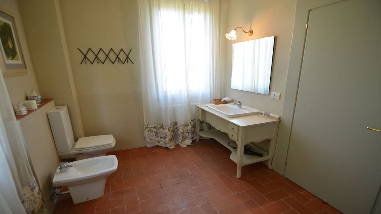 Photo of Bathroom in Imola