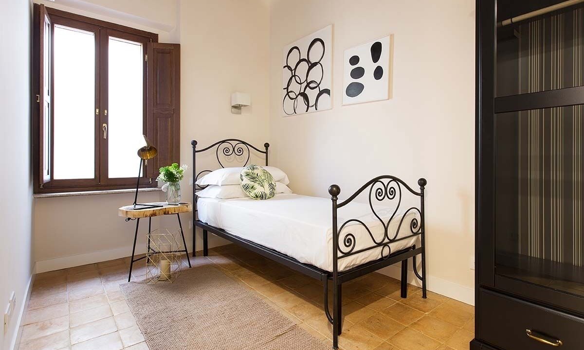 Photo of Bedroom in Roman Ghetto