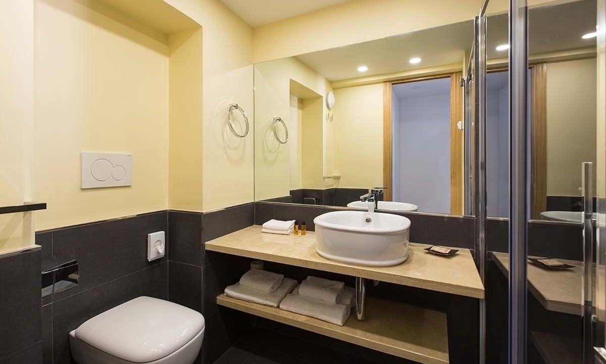 Photo of Bathroom in Roman Ghetto