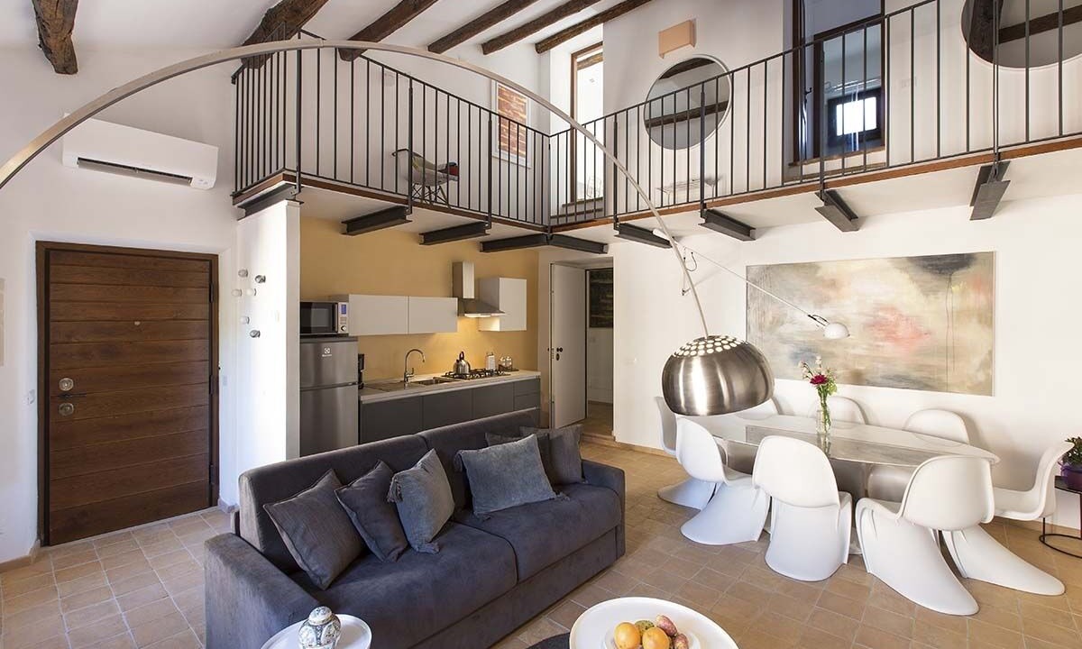 Photo of Livingroom in Rione VI Parione