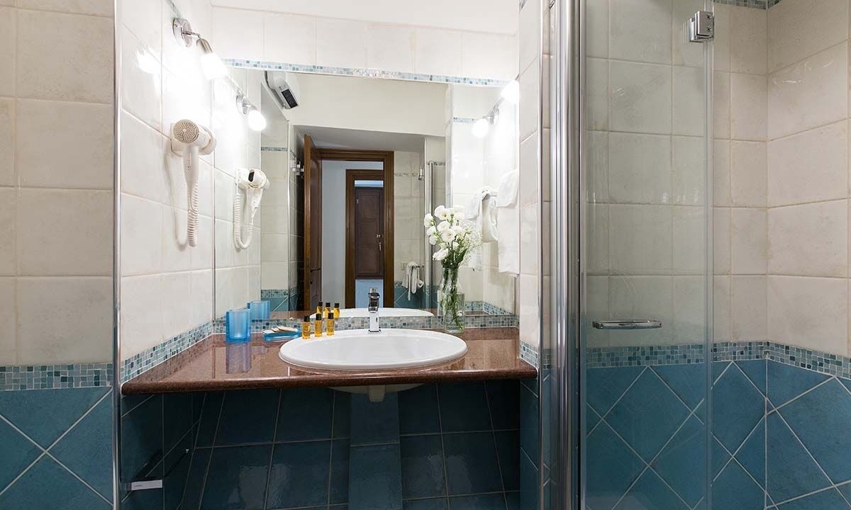 Photo of Bathroom in Rione VI Parione