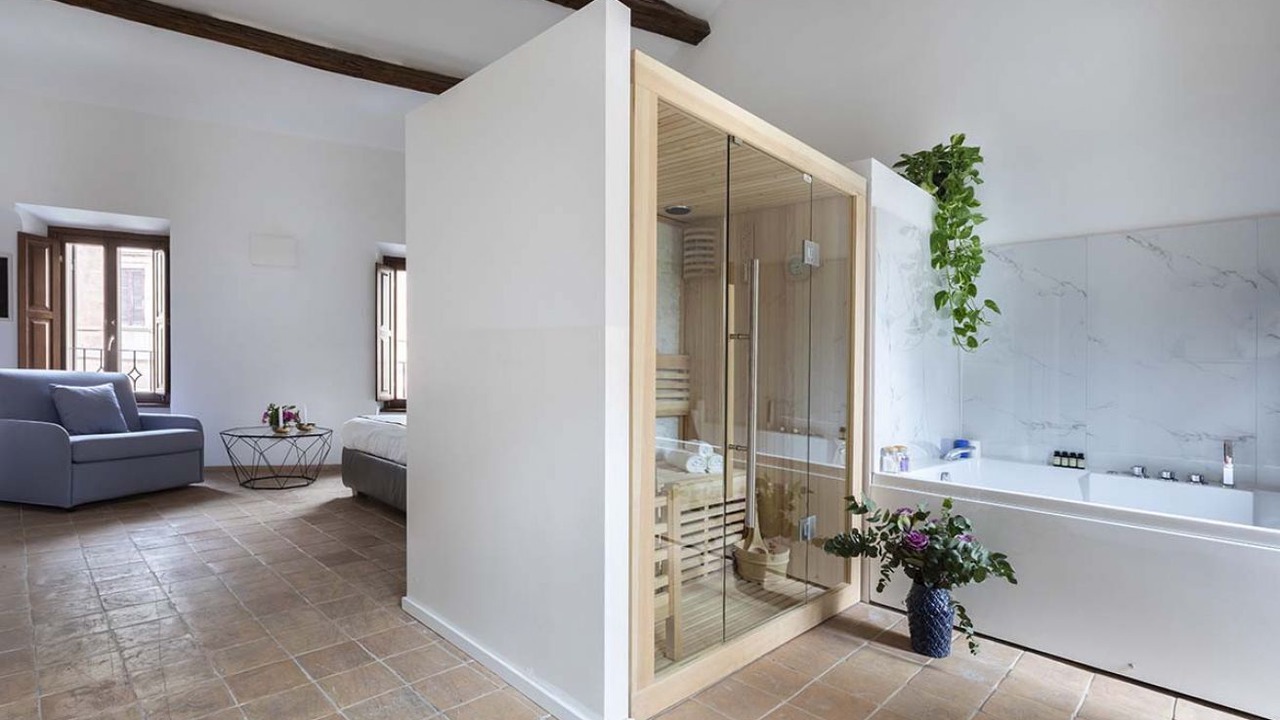 Photo of Bedroom in Rome City Centre