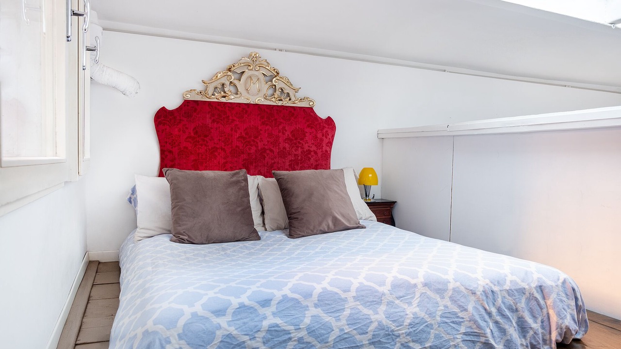 Photo of Bedroom in Rione VI Parione