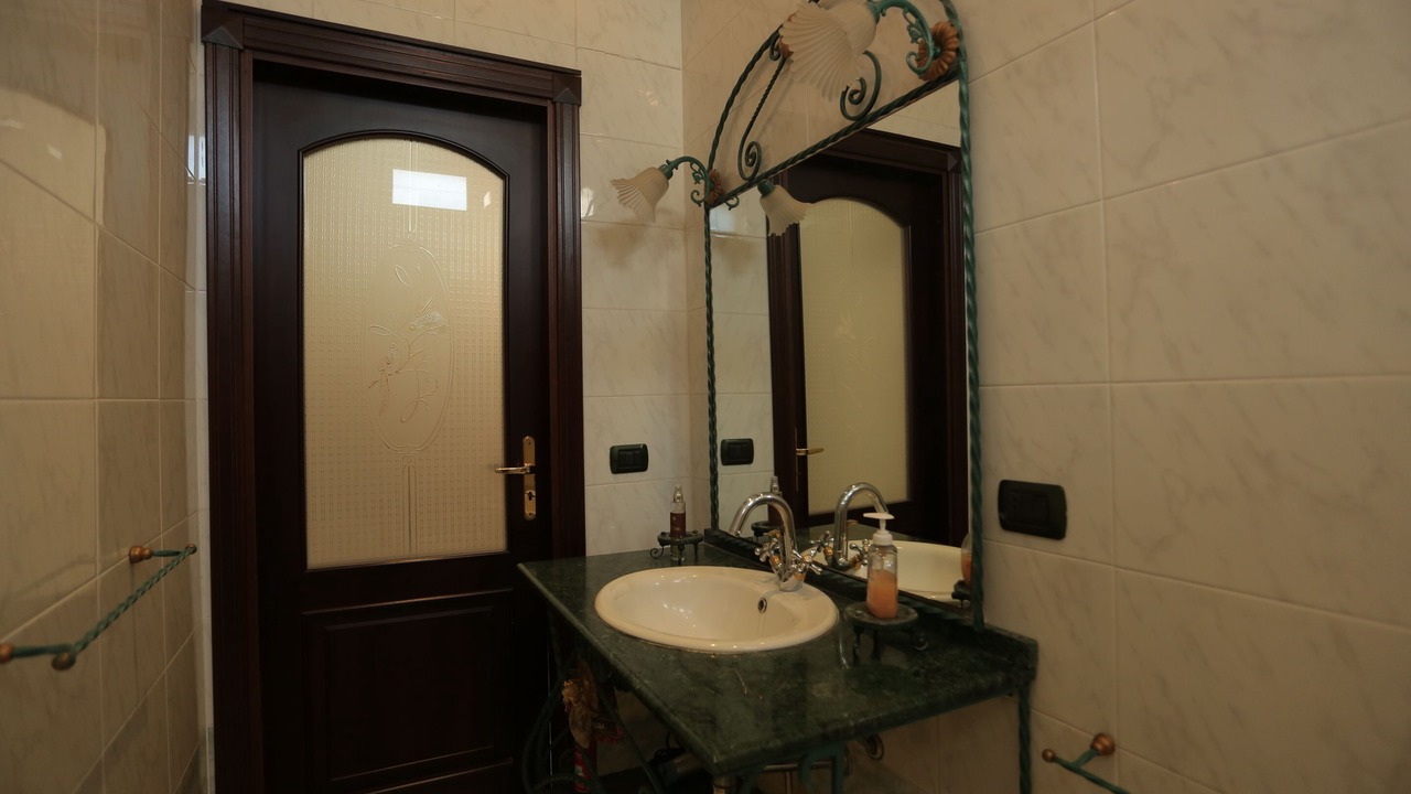 Photo of Bathroom in Historical Center