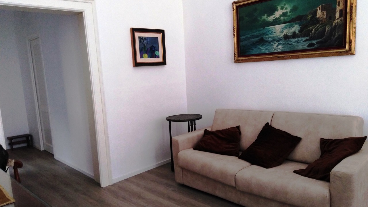 Photo of Livingroom in Old Town