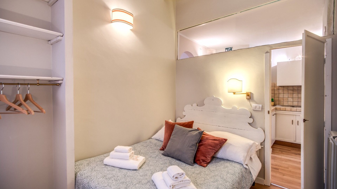 Photo of Bedroom in Rione VI Parione
