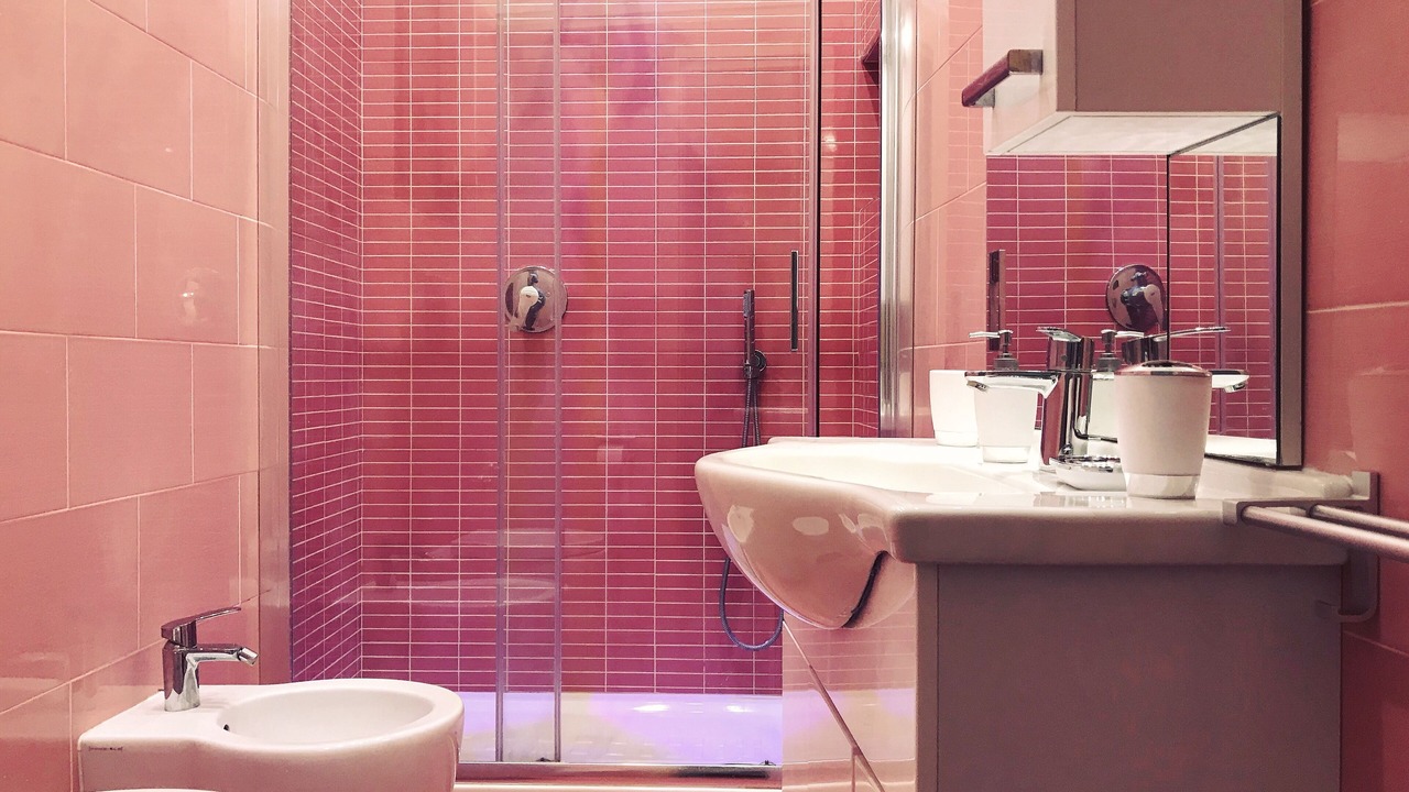 Photo of Bathroom in Quartieri Spagnoli