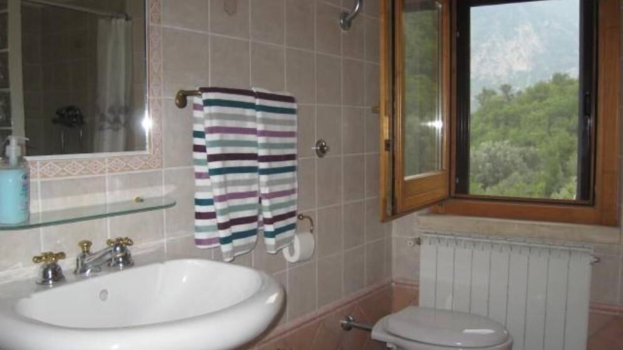 Photo of Bathroom in Castiglione a Casauria