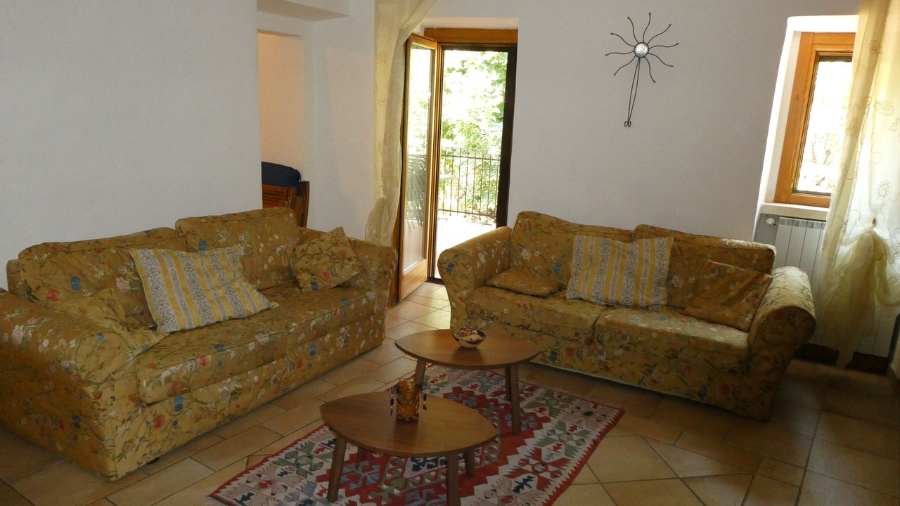 Photo of Livingroom in Castiglione a Casauria