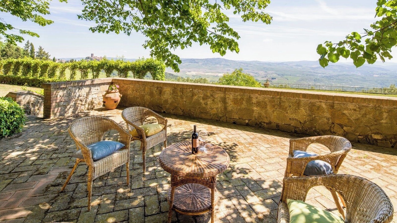 Photo of Patio Balcony in Montecatini Val di Cecina
