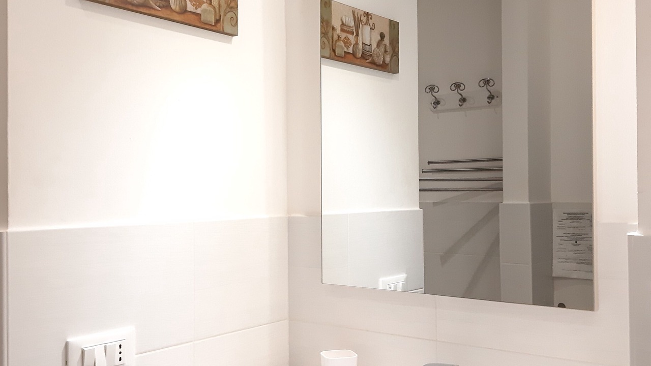 Photo of Bathroom in Roman Quarter