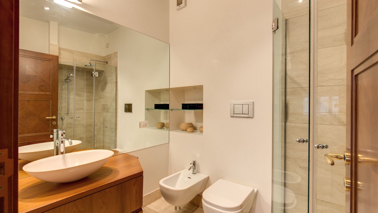 Photo of Bathroom in Rome City Centre