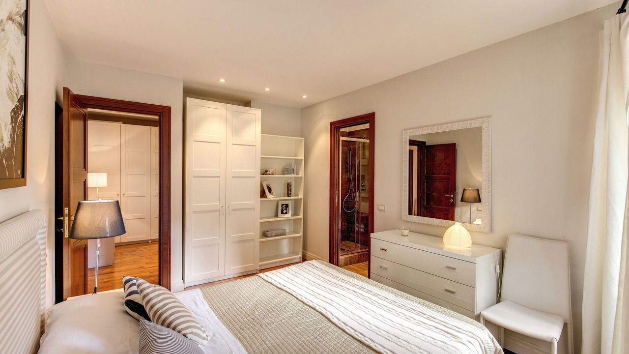 Photo of Bedroom in Rome City Centre