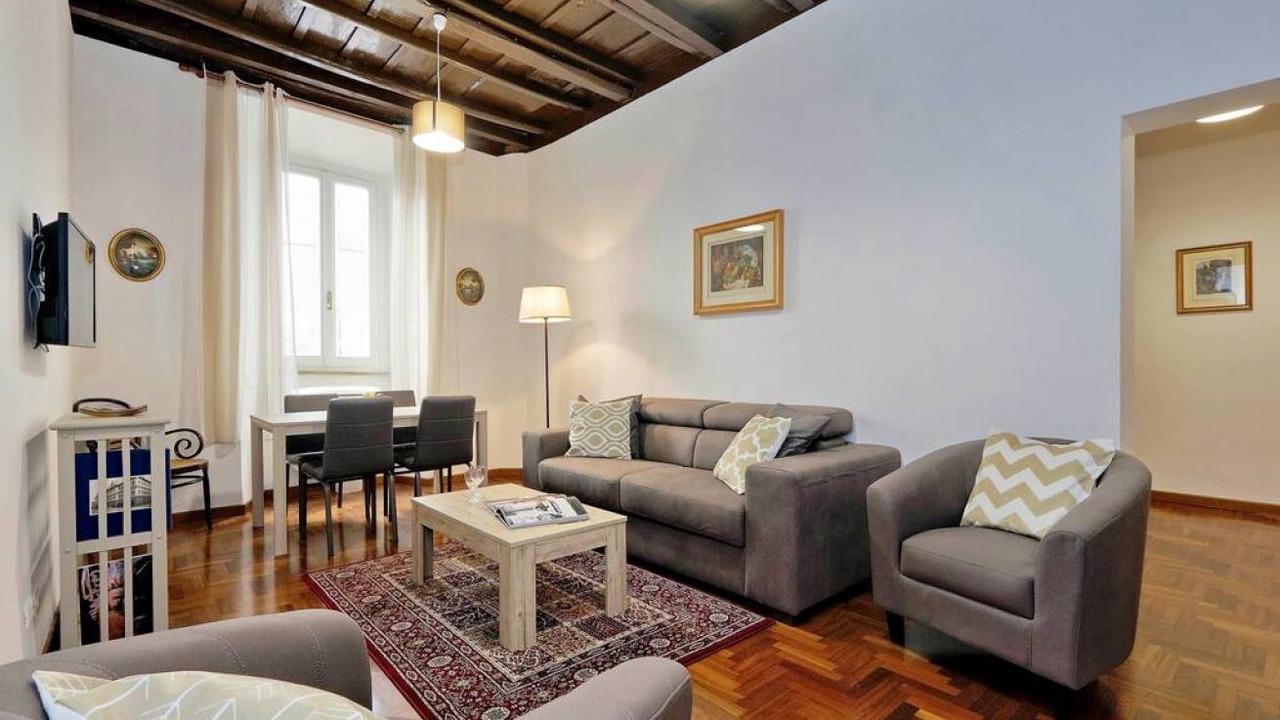 Photo of Livingroom in Rione VI Parione