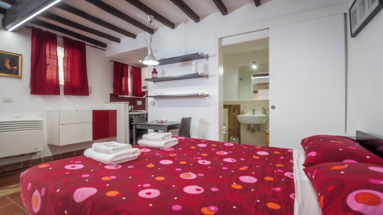 Photo of Bedroom in Trastevere