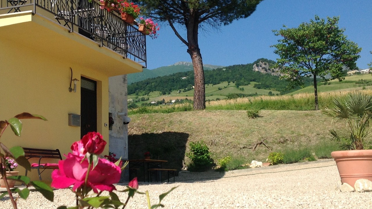 Photo of Patio Balcony in Montebello di Bertona