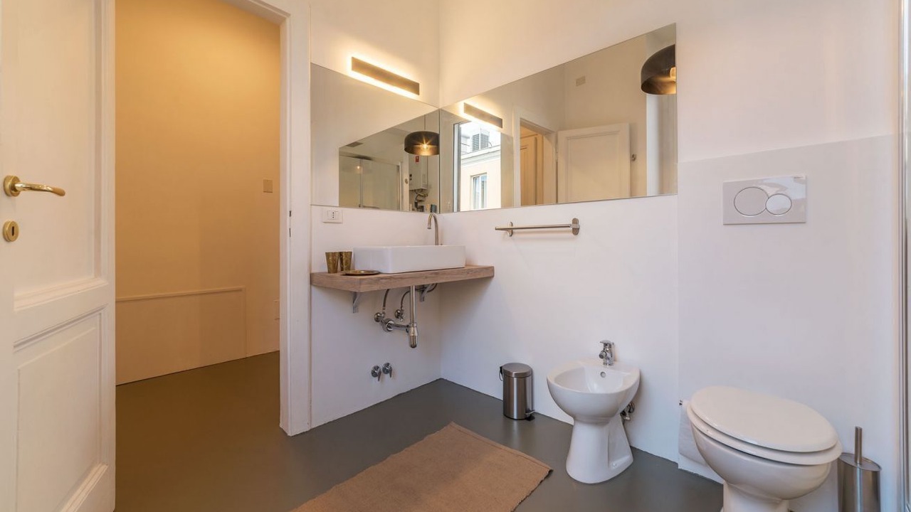 Photo of Bathroom in Rome City Centre