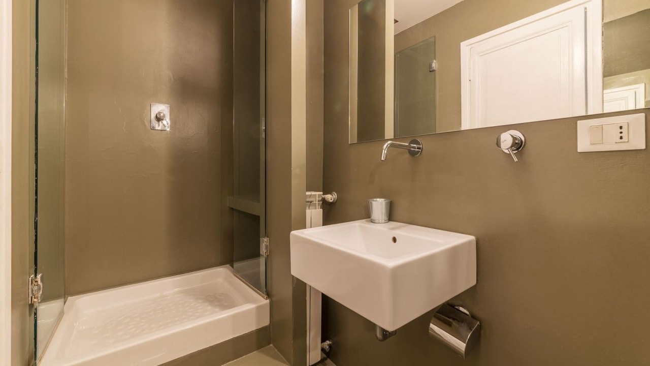 Photo of Bathroom in Rome City Centre