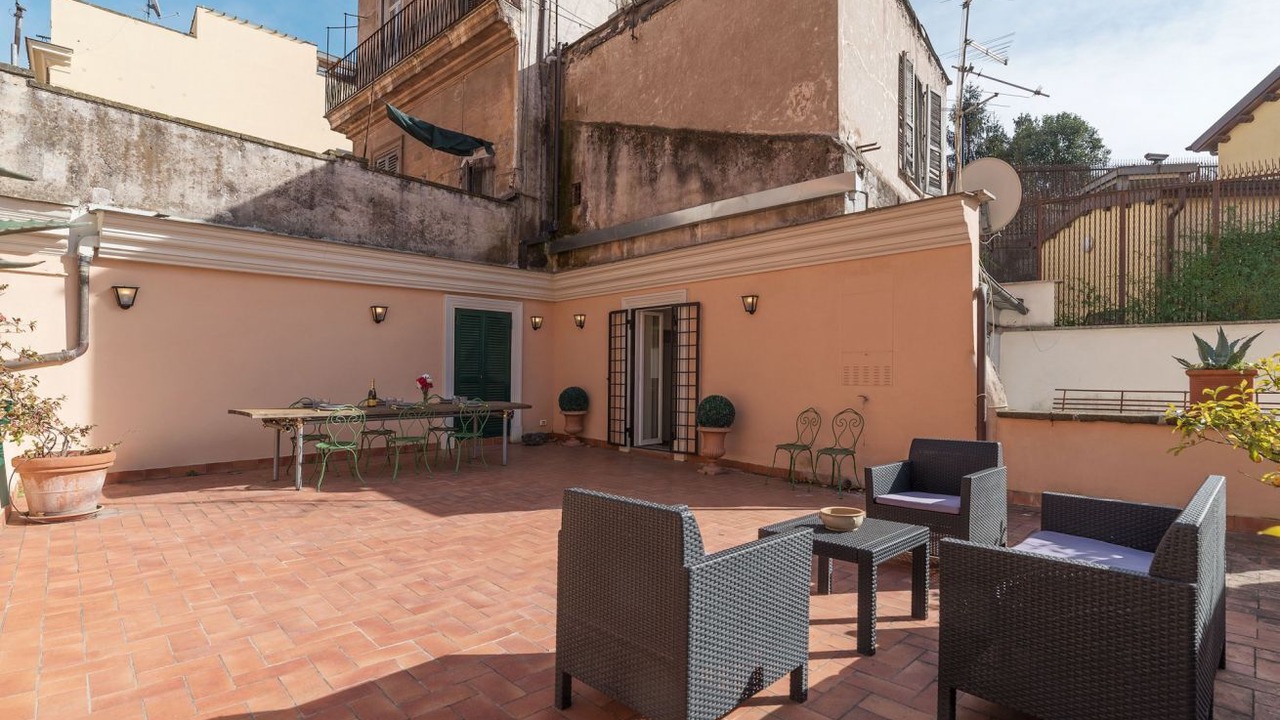 Photo of Outdoor in Monti