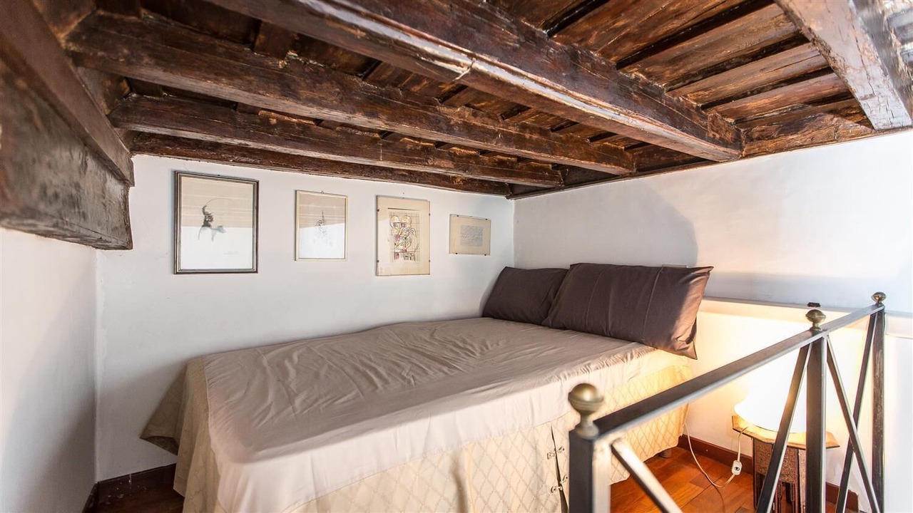 Photo of Bedroom in Rome City Centre