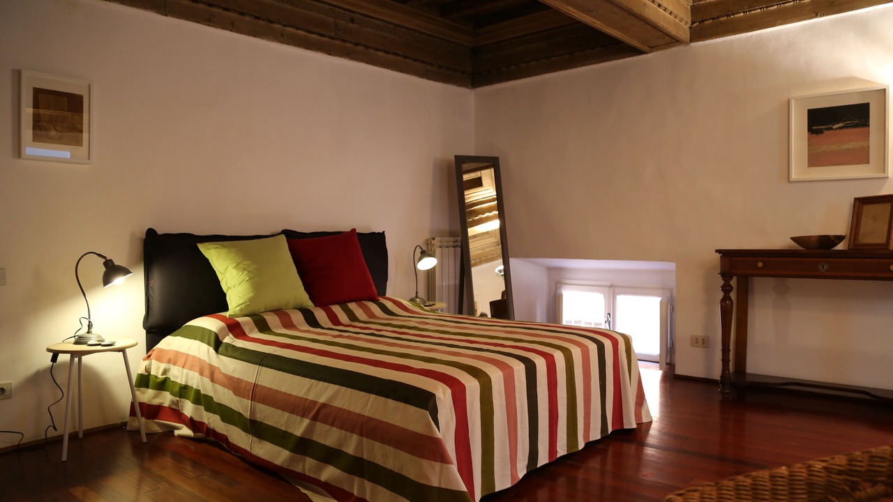 Photo of Bedroom in Rione VI Parione