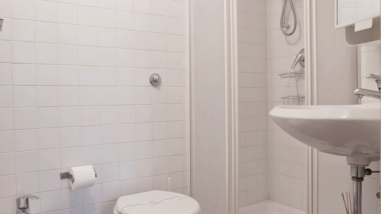 Photo of Bathroom in Rione VI Parione