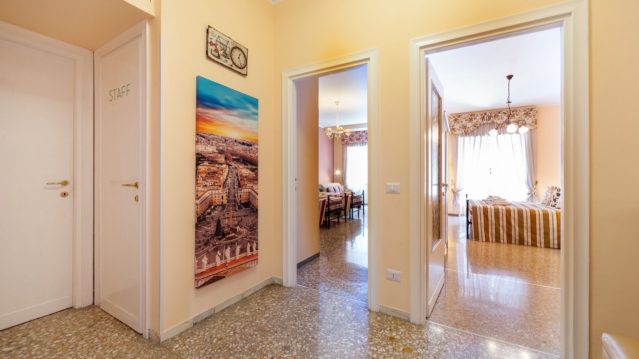 Photo of Livingroom in Vatican