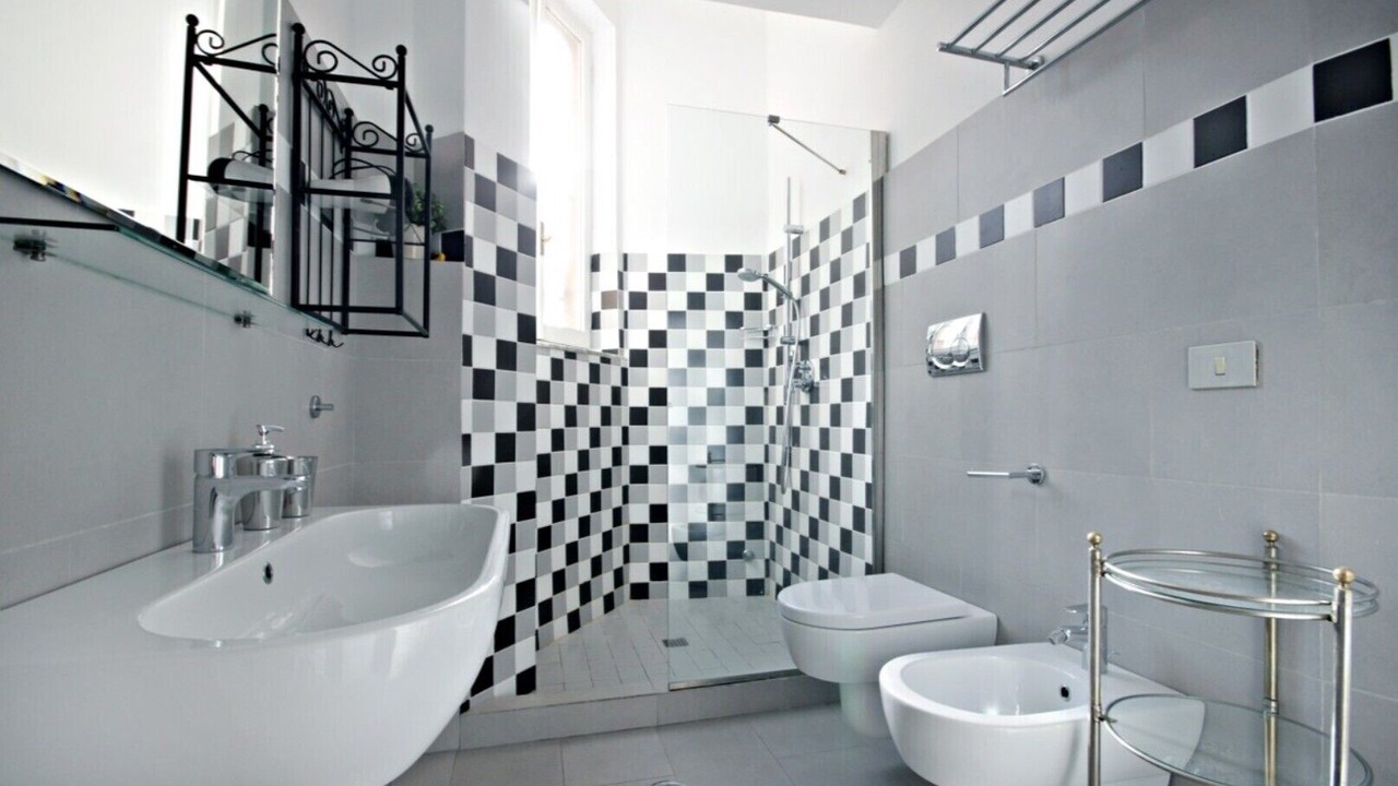 Photo of Bathroom in Rome City Centre