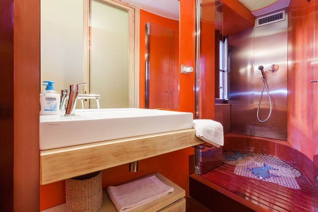 Photo of Bathroom in Trastevere