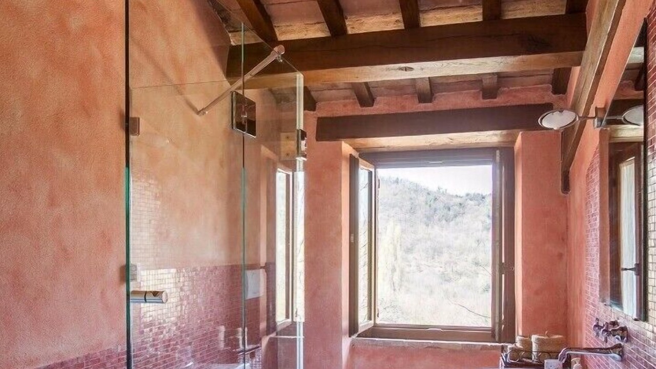 Photo of Bathroom in Genga