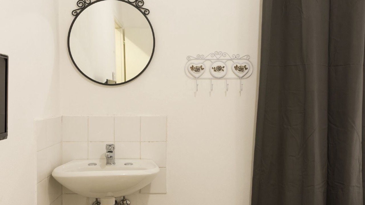 Photo of Bathroom in Rione VI Parione