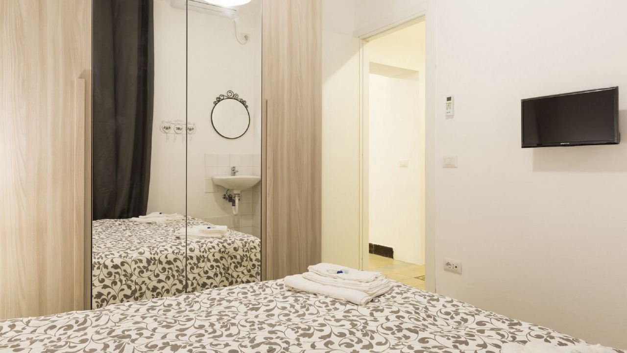 Photo of Bedroom in Rione VI Parione