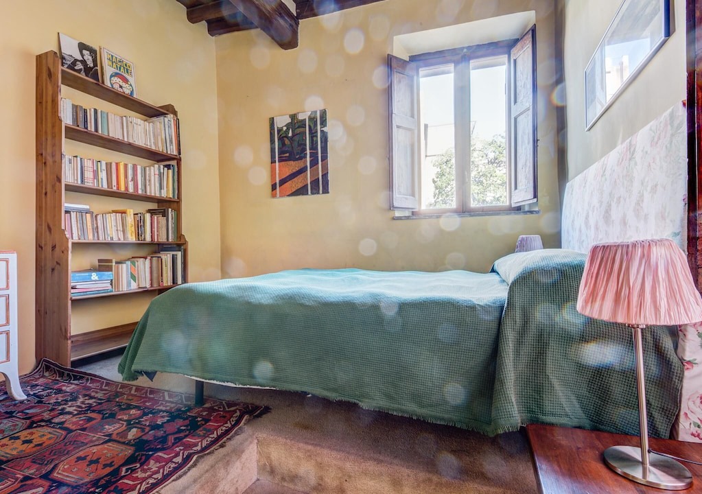 Photo of Others in Rione VII Regola
