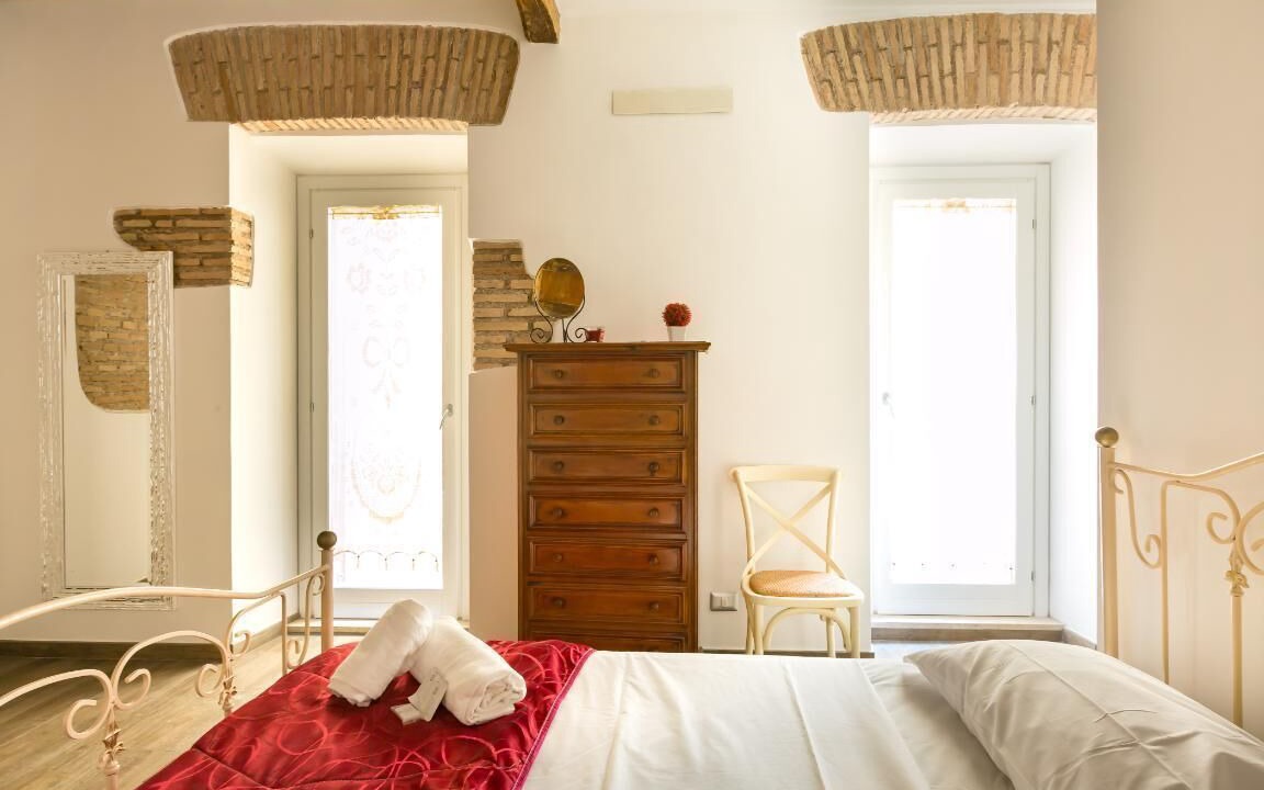 Photo of Bedroom in Rione VI Parione
