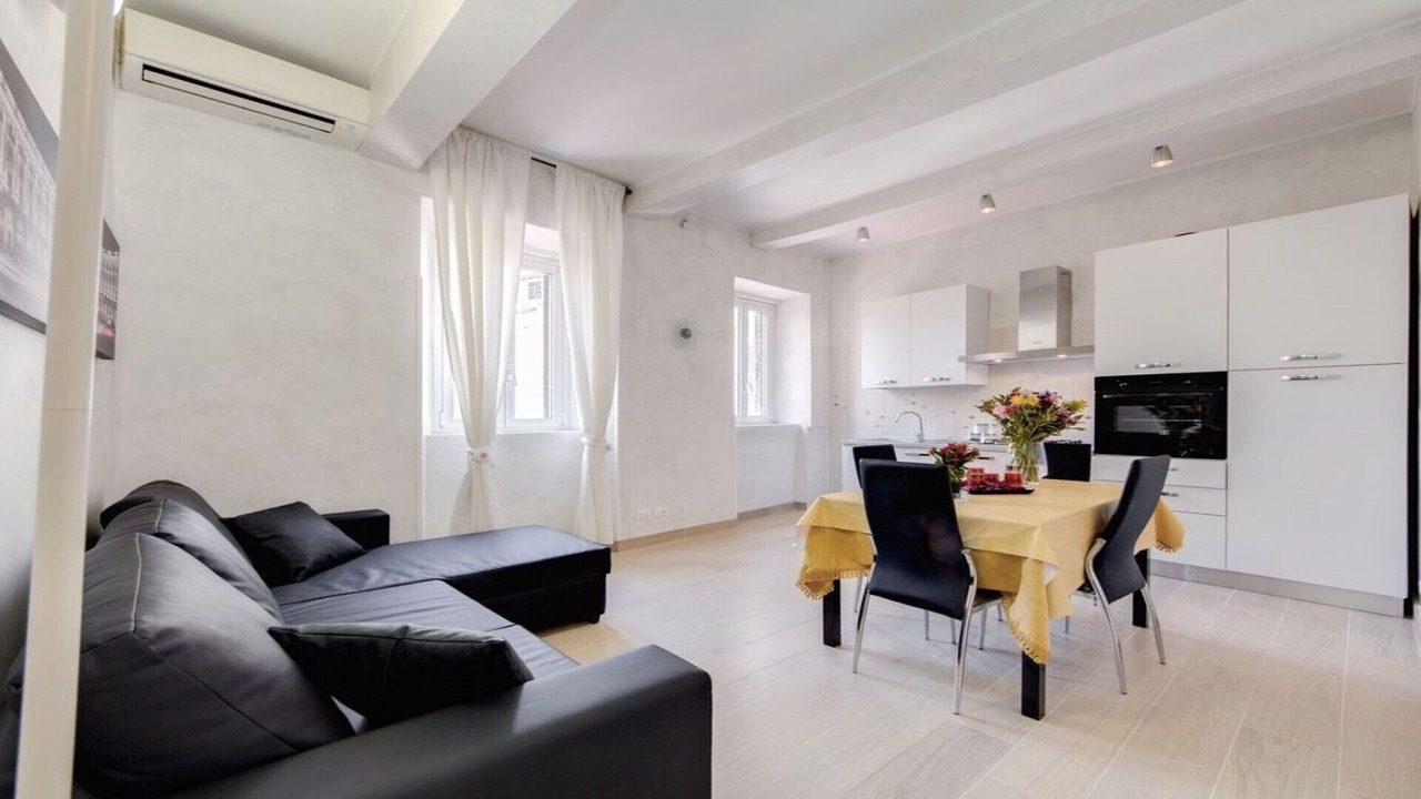 Photo of Livingroom in Rione VII Regola