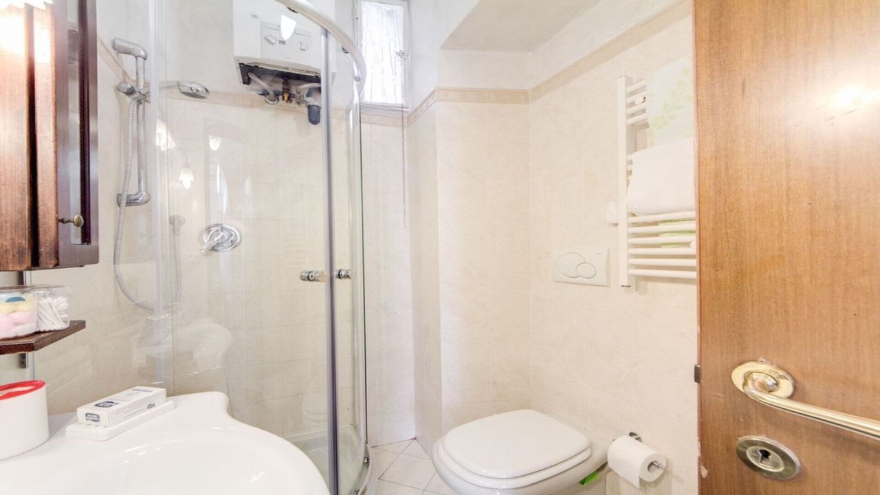 Photo of Bathroom in Rione VII Regola