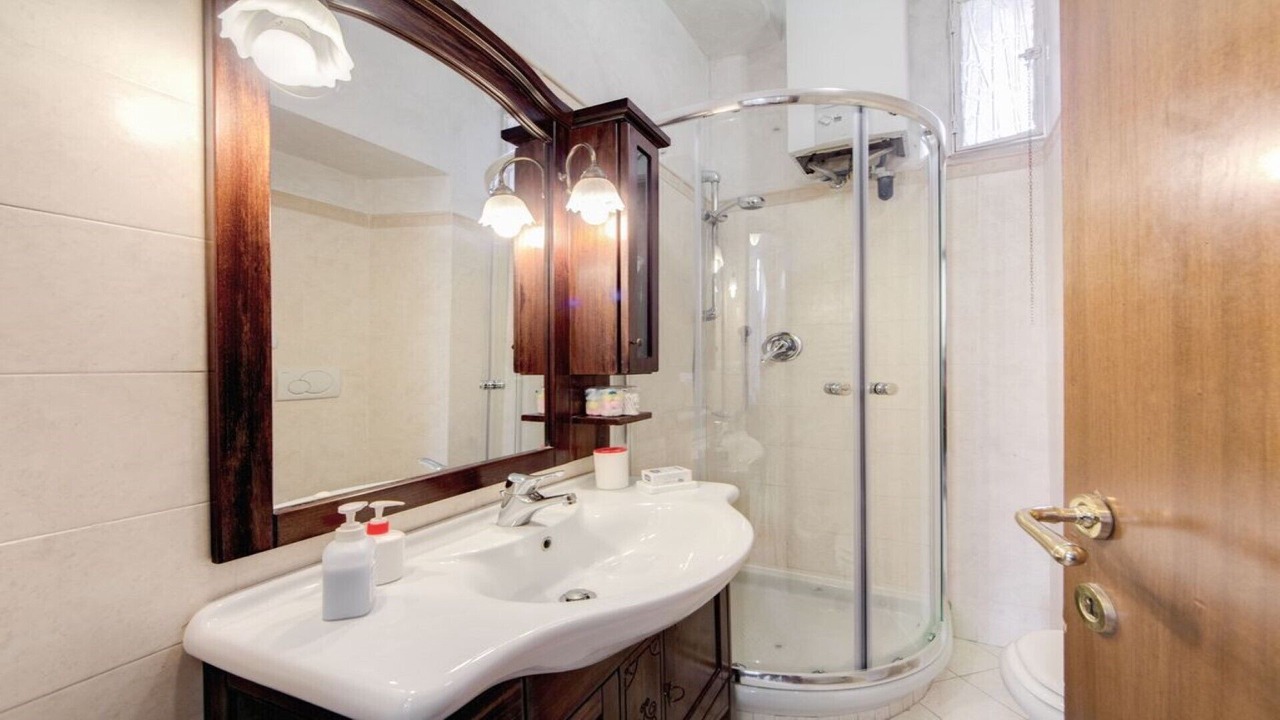 Photo of Bathroom in Rione VII Regola