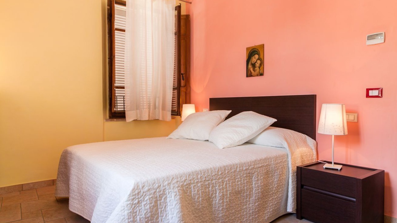 Photo of Bedroom in Compignano