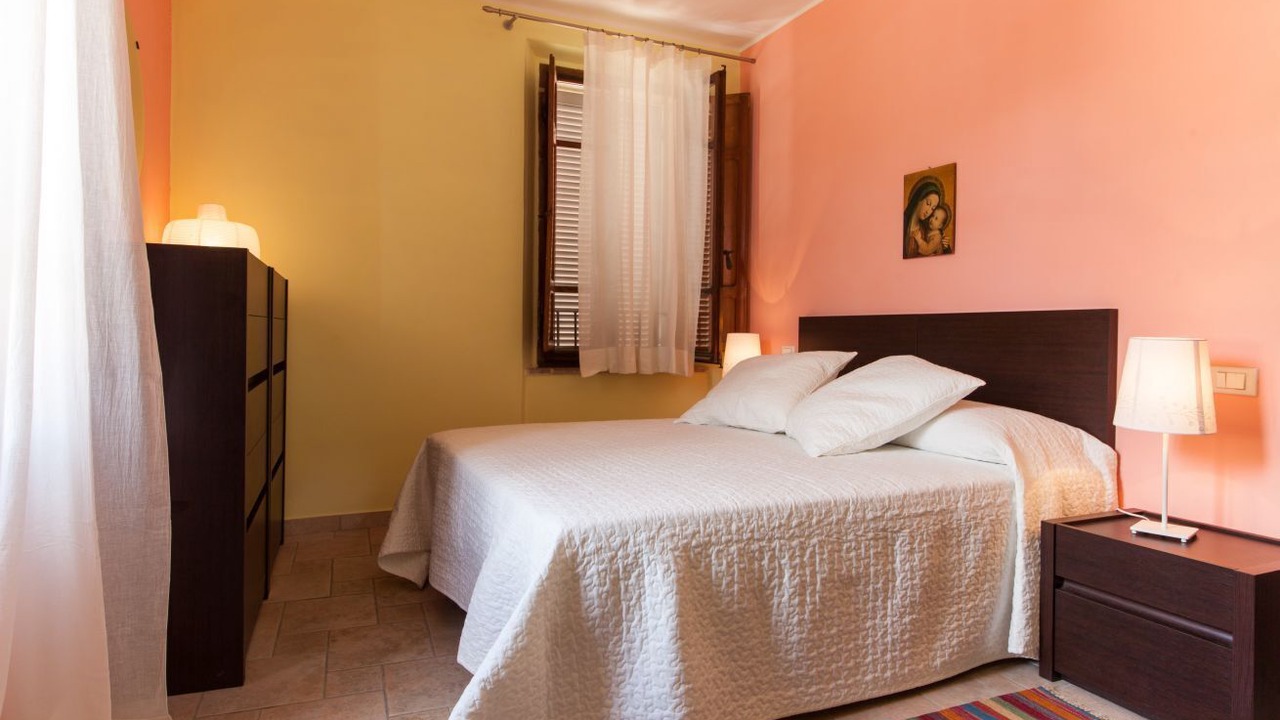 Photo of Bedroom in Compignano