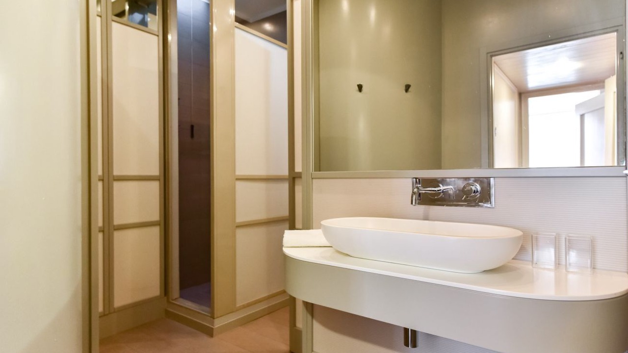 Photo of Bathroom in Rione VI Parione