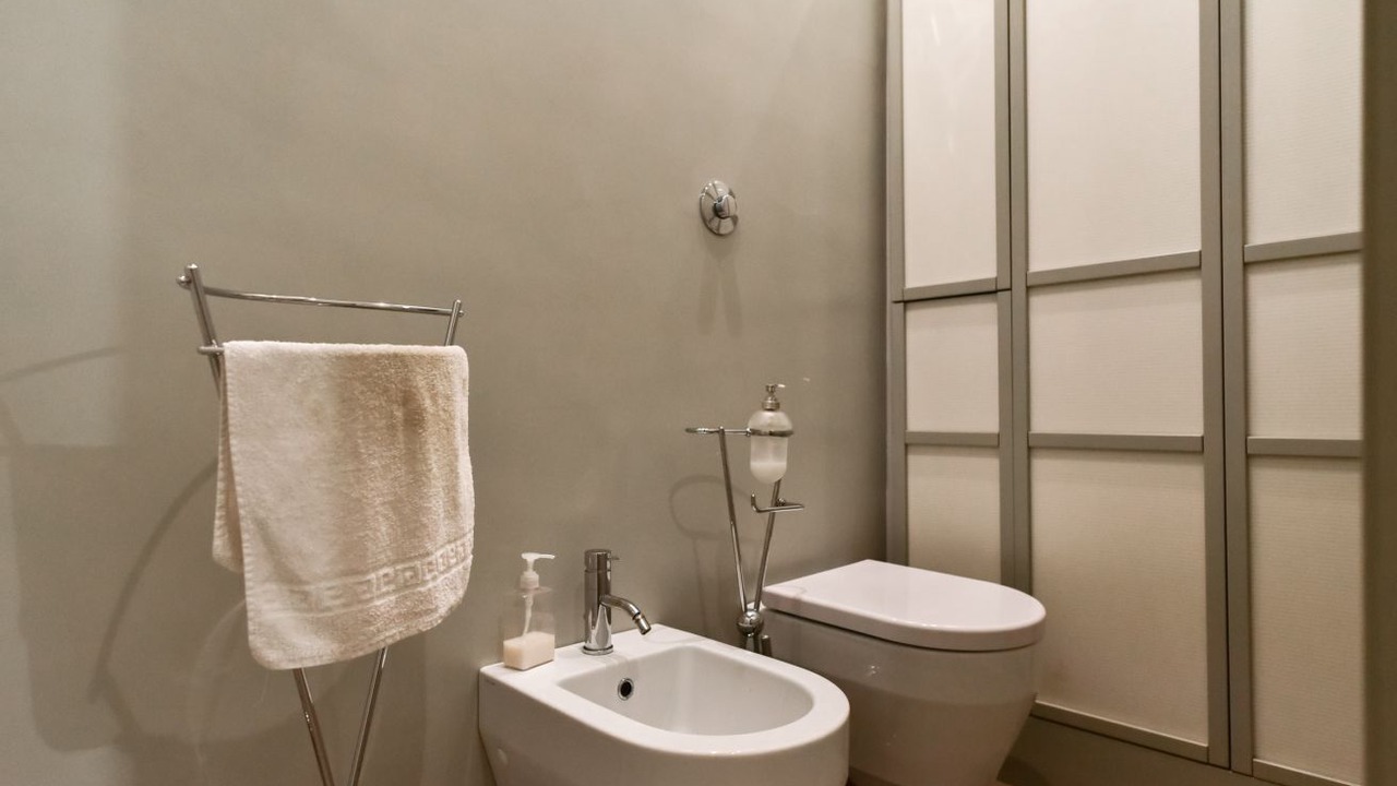 Photo of Bathroom in Rione VI Parione