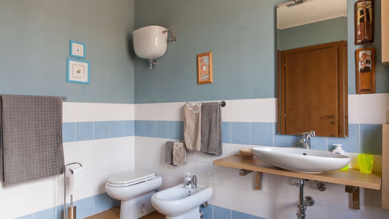 Photo of Bathroom in Compignano