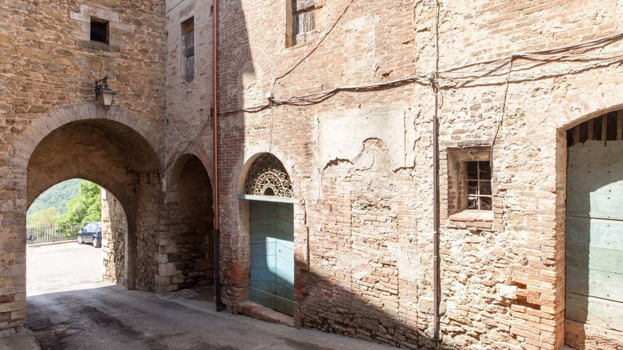 Photo of Others in Compignano