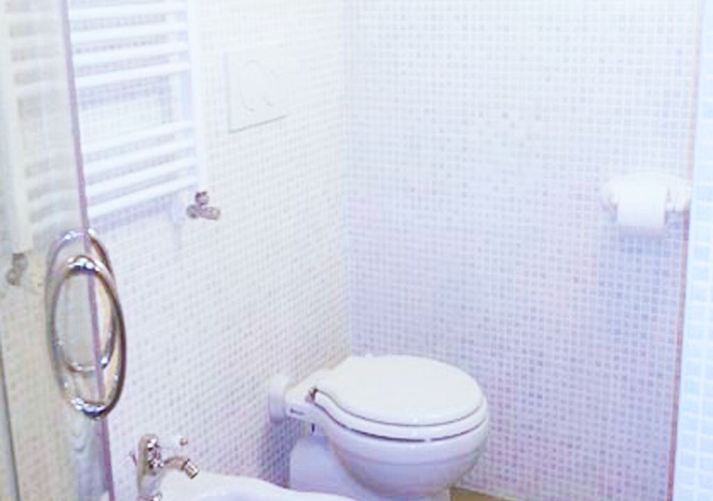 Photo of Bathroom in Rione V Ponte