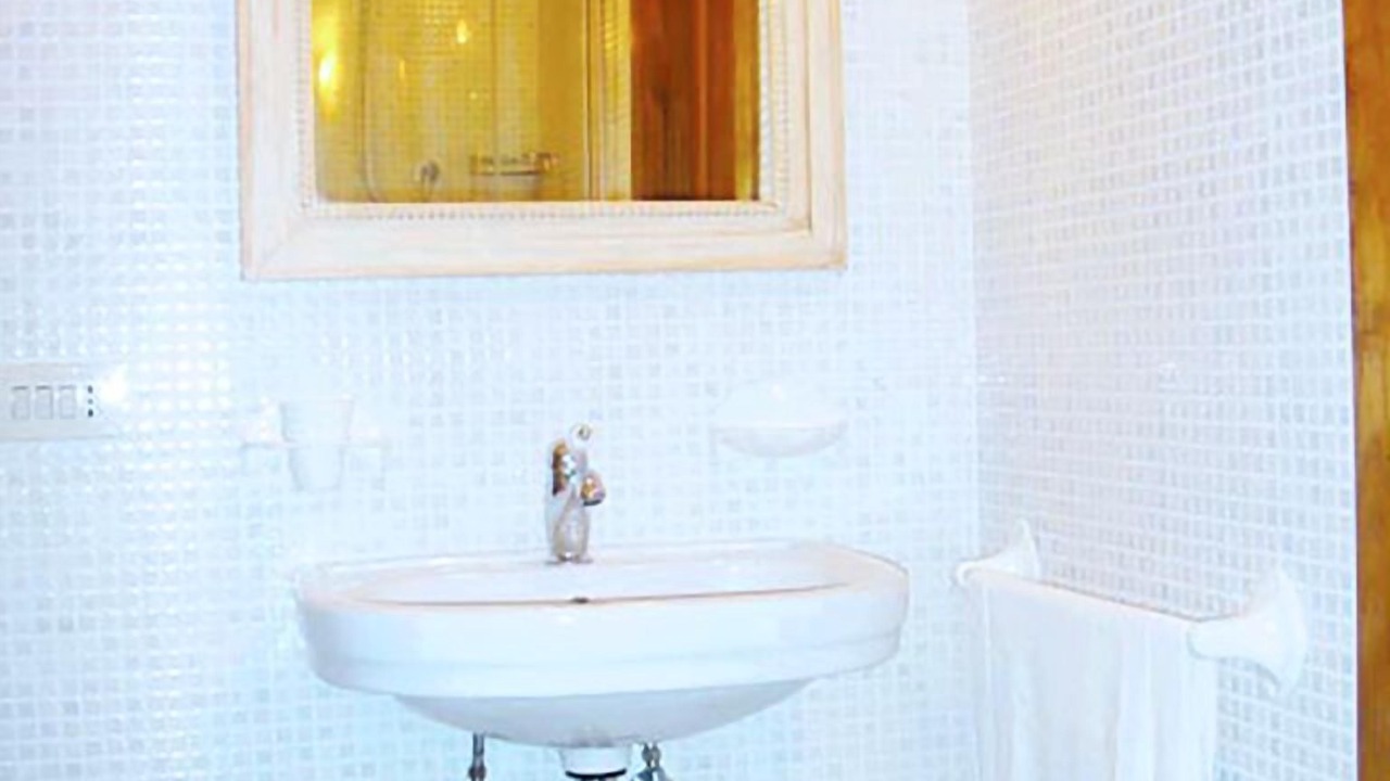 Photo of Bathroom in Rione V Ponte