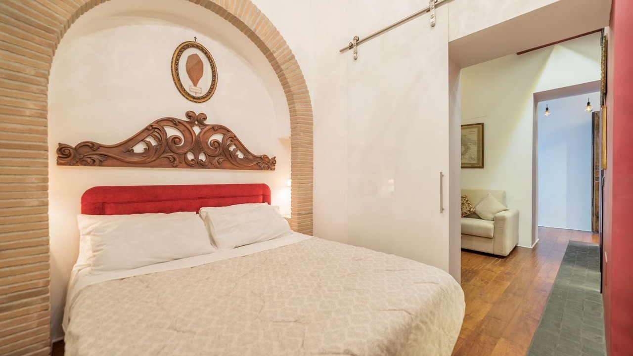 Photo of Bedroom in Rione VI Parione