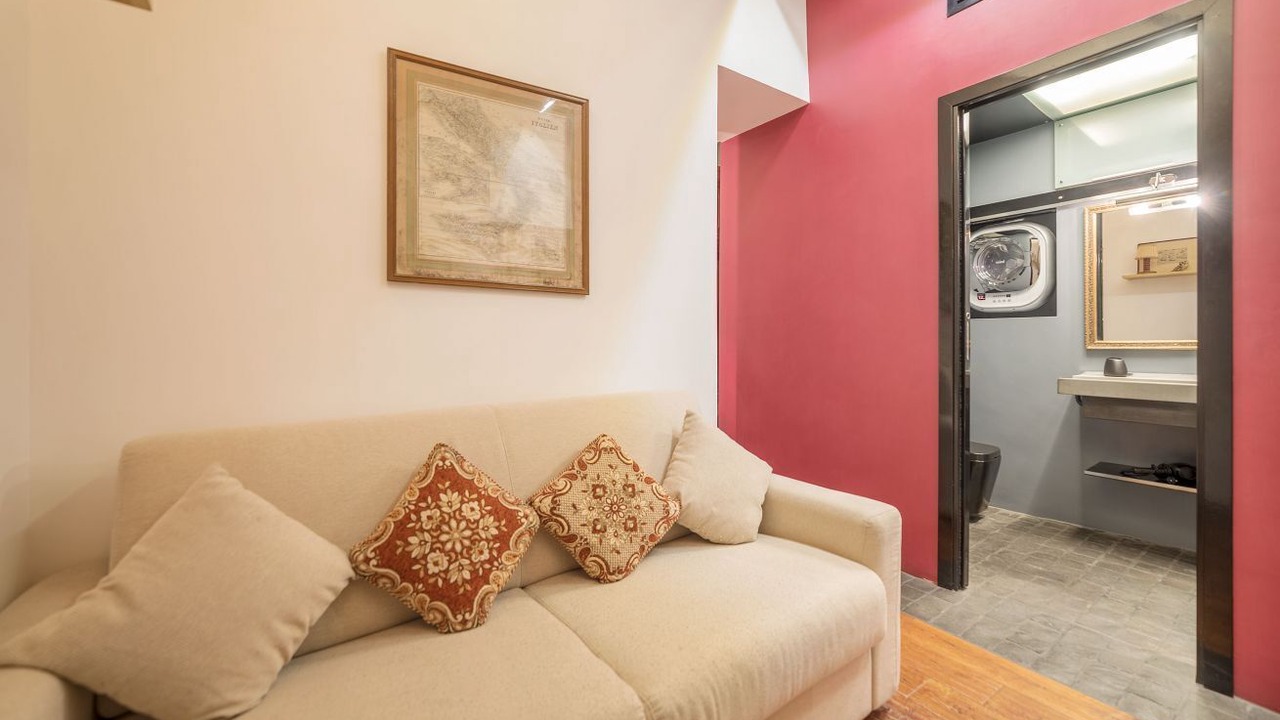 Photo of Livingroom in Rione VI Parione