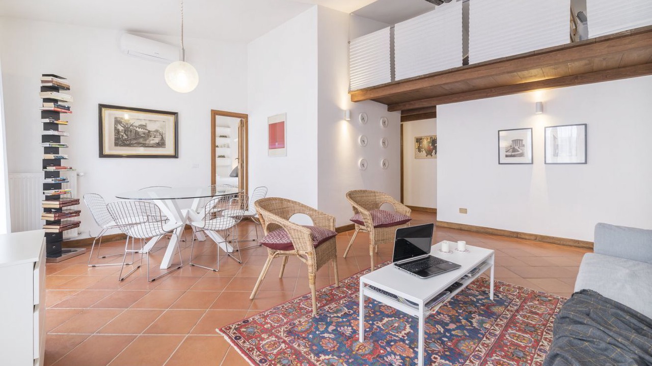 Photo of Livingroom in Monti