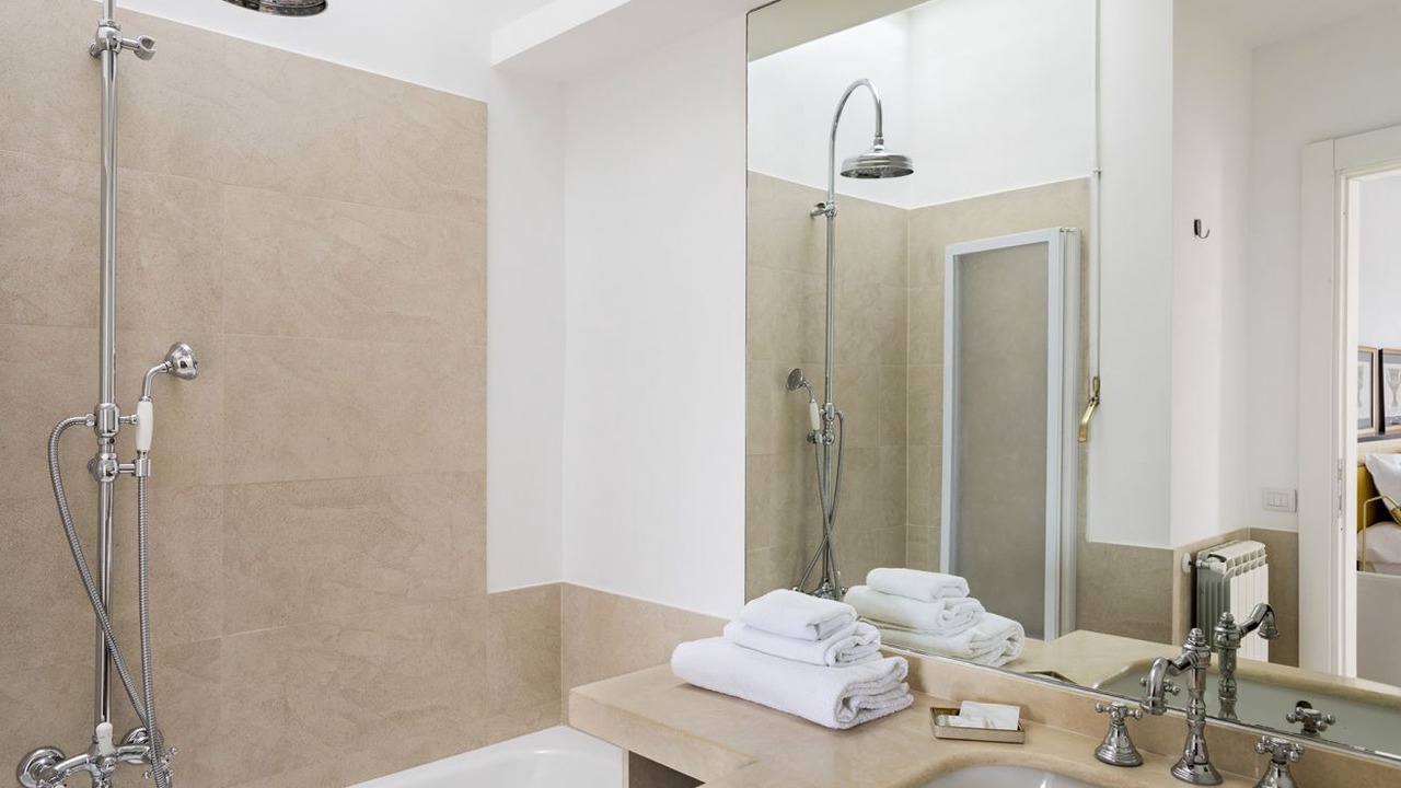 Photo of Bathroom in Rione IX Pigna