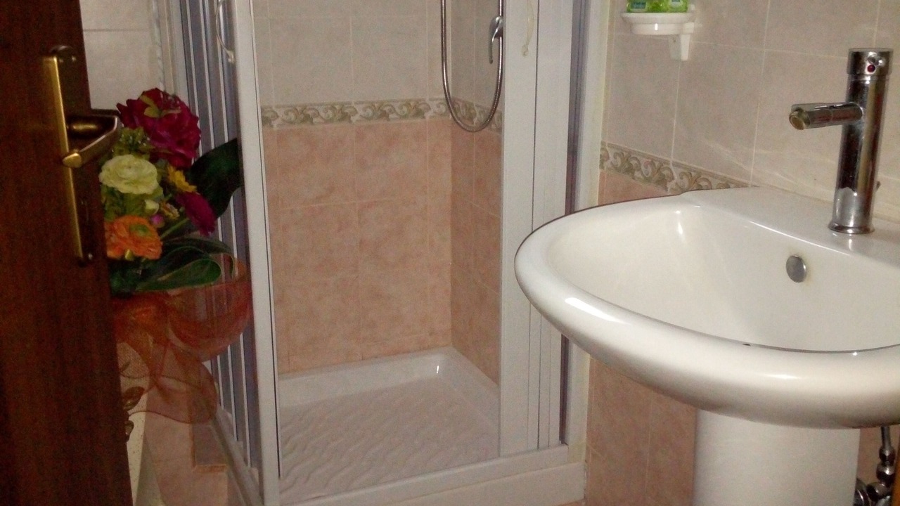 Photo of Bathroom in Cropani Marina